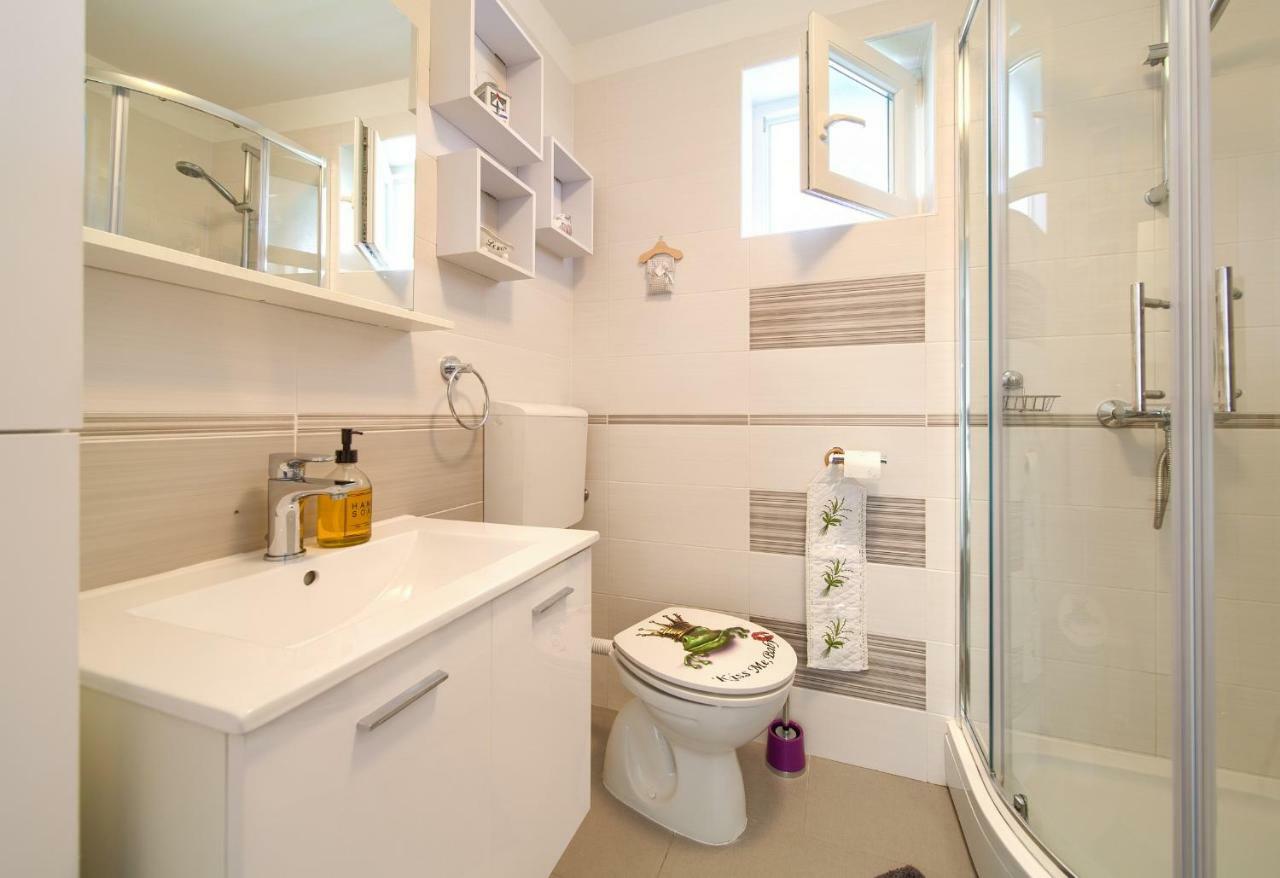 Apartman Lavandin Čižići Exterior foto